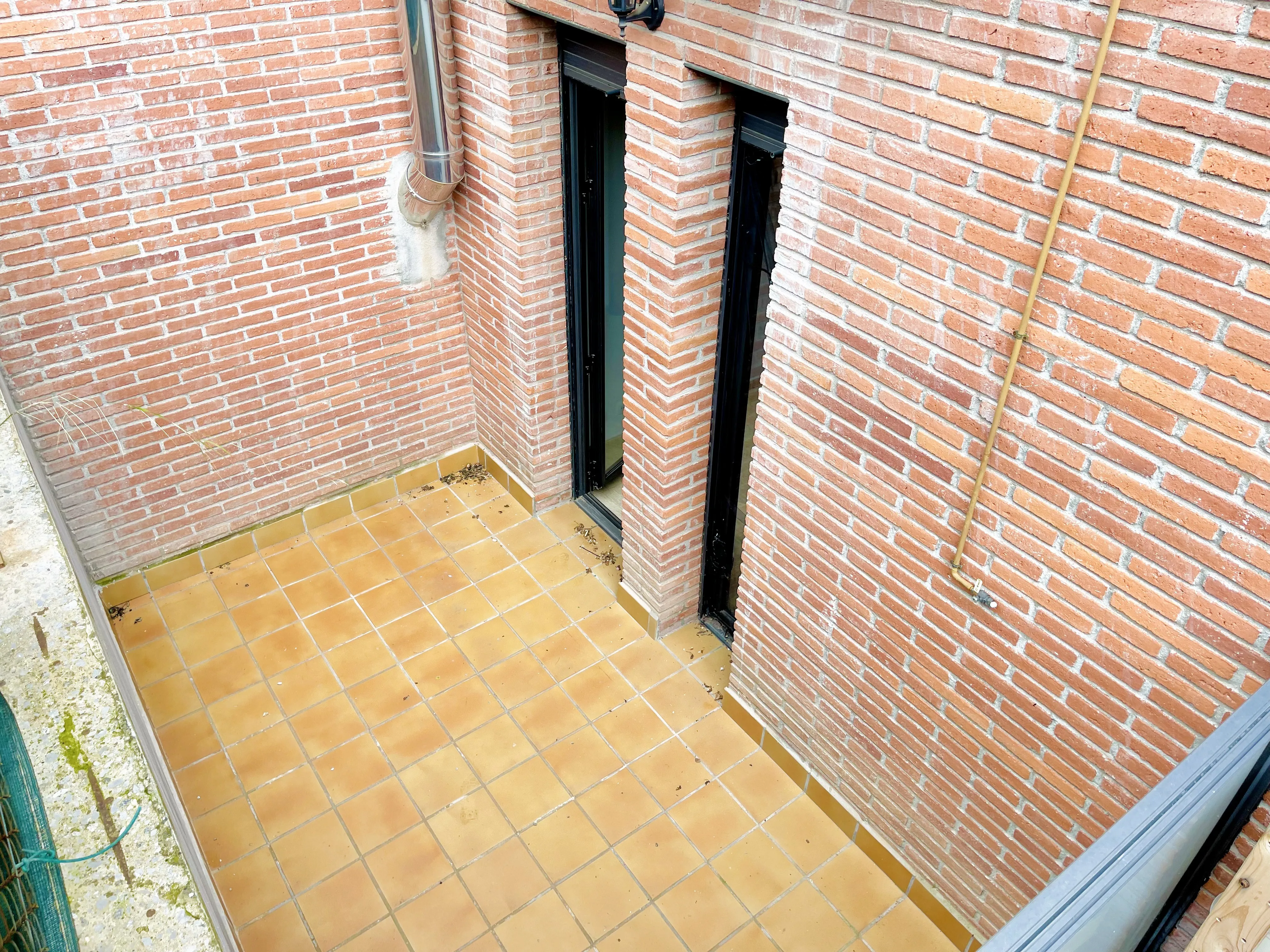Patio de la casa de Sant Feliu de Codines al tomar posesión